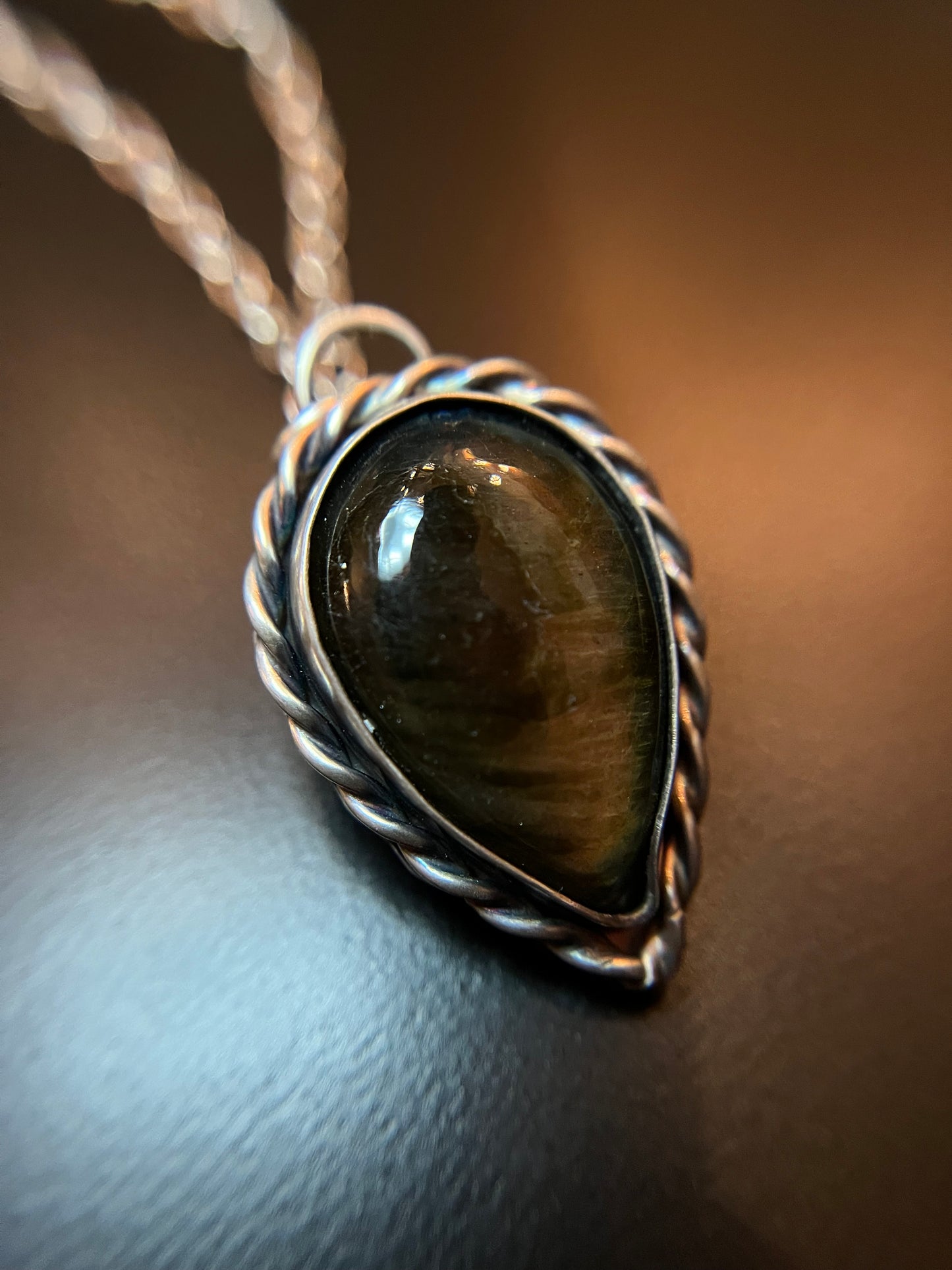 Labradorite and Sterling Silver necklace with a twist